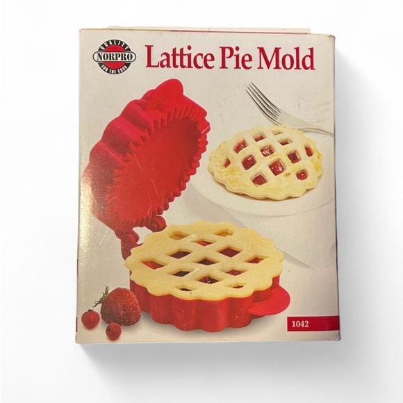 Other - Lattice Pie Mold New in Package NORPRO